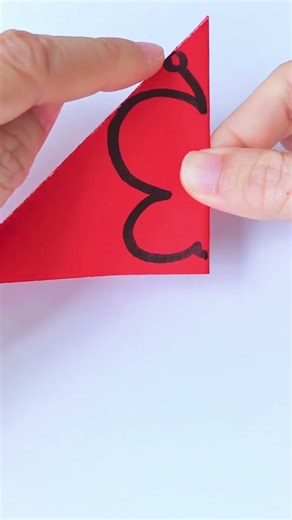technique for making butterfly motifs using origami paper #technique #butterfly #motifs #origami