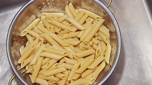 Dinner may bring us to the table, but delicious keeps us there. Try Rao’s Homemade® sauces and pasta tonight. Mangia! | Rao's Homemade