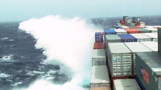 Geschmeidiges Containerschiff