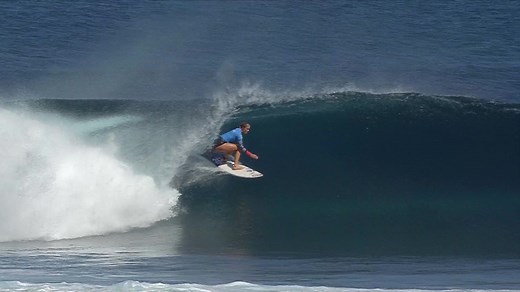 Bethany Hamilton: One-armed surfer topples world number one