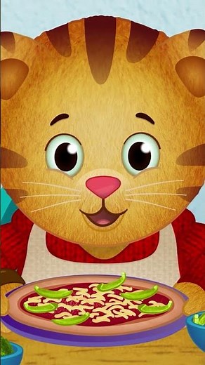 Daniel Tiger's Neighborhood | Make Believe: Pizza Machine 🍕 | PBS KIDS #Shorts