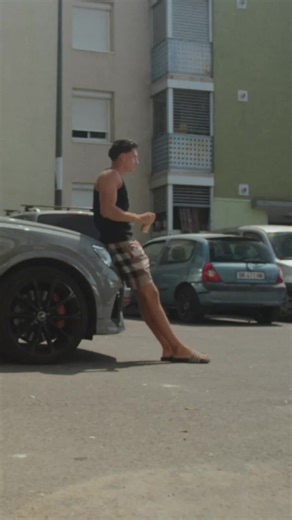 35 Degrés: Le Clip Incontournable de l'Été