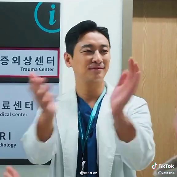 Drama Keren 'The Trauma Code Heroes On Call'