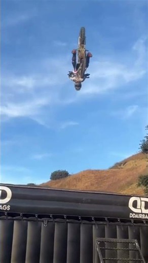 Epic motorcycle stunt videos