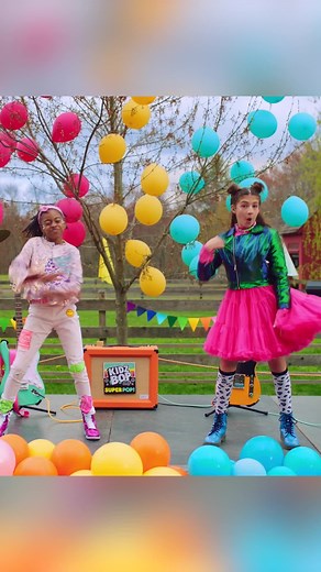 Celebrate International Sign Languages Day 🎉 Sign and dance with us & Savvy! #KIDZBOP #ASL #ForYou #FYP #americansignlanguage