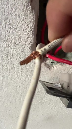 4 Maneras de Hacer Empalmes Eléctricos Correctamente