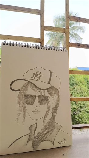 Bold girl drawing....#pencilsketch #smartgirls