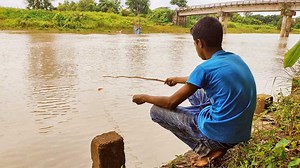 149K views · 1K reactions | Amazing Fishing Video,Hunting Fish by Hook #fishing #huntingfish #fishinglife | Fishing & Village Tradition | Facebook