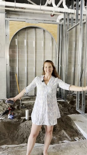 Congratulations to our member Sophie DeWaal, founder of Arya Tea Bar, on opening her first brick-and-mortar location in the heart of downtown West Palm Beach. Sophie moved to WPB from NYC with a vision—to open a tea shop—without a background in food & beverage or prior small-business experience. After serendipitously finding 1909, she joined our 6-month Accelerator, where she gained the skills, confidence, and connections to turn an idea into a real, thriving business. This launch was a true com