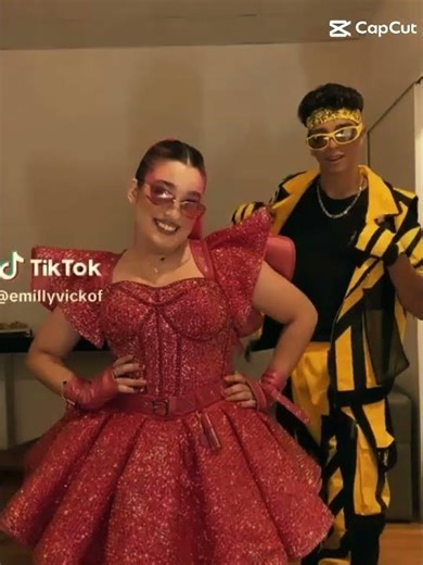 @emillyvickof linda diva maravilhosa 💫💖