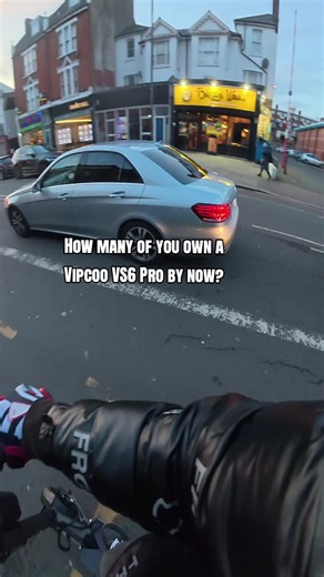 Exploring the Vipcoo VS6 Pro Electric Scooter