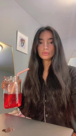 Creative Glass Jar Pouring Experiment