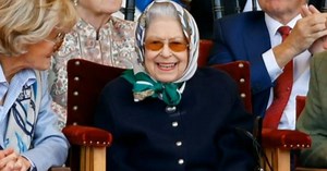 London Calling: Queen Elizabeth makes surprise appearance