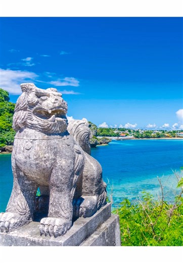 Would you drink this?! Habu Shu (ハブ酒) is a traditional Okinawan snake-infused sake made with a venomous pit viper called the habu. It’s believed to boost vitality and courage—if you can stomach it! This intense drink combines the thrill of Japan’s wild side with ancient tradition. Try it if you’re brave enough! Kanpai! (乾杯 – Cheers!) You can buy Habu Shu online from specialty Japanese retailers like Tippsy Sake, Sake Social, or Japan Centre (international shipping available). #HabuShu #SnakeSake