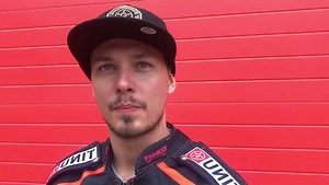 🐺 Nick Morris is looking forward to the speedway season, starting tonight! 🎙 He catches up with Eurosport’s Nigel Pearson. Join us THIS EVENING for #family entertainment! 🗓 Monday, March 28 - 7.30pm 🗺 Ladbroke Stadium, WV2 2JJ 🎫 http://www.wolverhampton-speedway.com/boxoffice #Speedway | #Wolfpack 🐺🐾 | Wolves Speedway