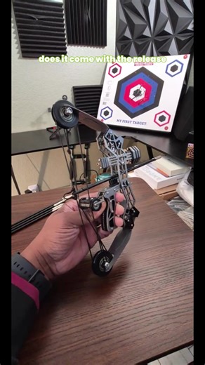 10.2-inch stainless steel mini composite bow, small arrows, suitable for beginner archery practice, entertainment and fun gift, mini bow archery set