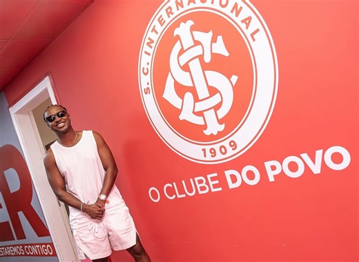 Com surpresa, estrela chega ao Beira-Rio e público lota estádio do Inter