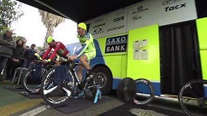 40K views · 487 reactions | Incredible tricks on a road bike by Vittorio Brumotti, check out the full video now! | Global Cycling Network | Facebook