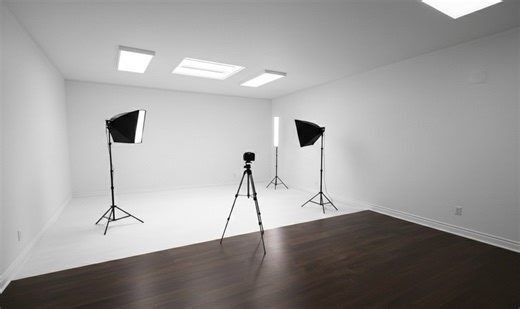 In House Video Director/Camera Person | TV, Media, & Fashion | City of Toronto | Free local classifieds - Kijiji