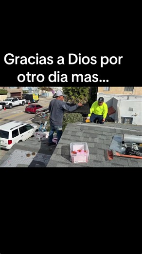 ☎️call at 8056027419 ofrece financiamiento para sus proyectos de techo 🔥🔥Francisco Roofing🔥🔥🔥 📍Services: ✅Leak ✅Repairs ✅Gutters Maintenance ✅Renovation & Restoration. ✅Junk Removal ✅Storage Clean-Ups ✅Green Waste Garbage ✅local hauling available www.franciscoroofing.net #marketingdigital #roofingcontractor #roofingcompany #roofing #oxnardcalifornia