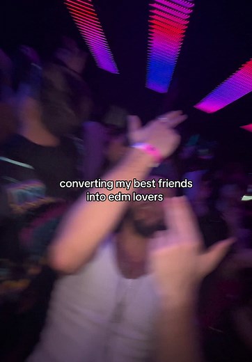 Exploring the Rise of Hardstyle in EDM Culture