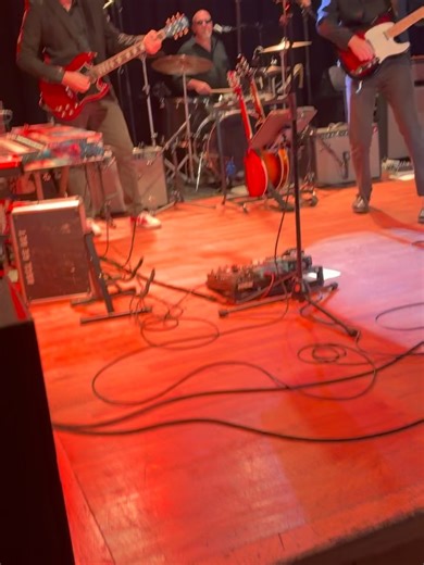 The Insiders: Tom Petty Tribute Band on Reels