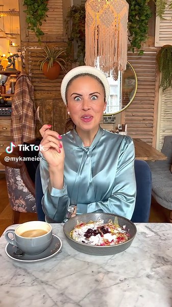 Dining Etiquette: Common Mistakes and Tips for Proper Table Manners