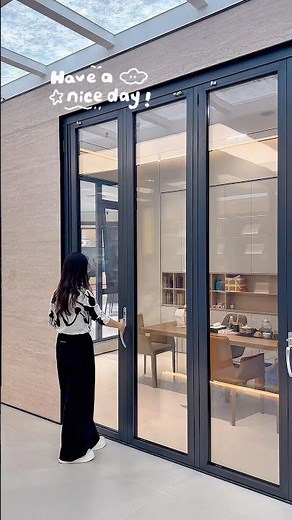 Large Aluminum Folding Door for Villa & Commercial Space | Max Wide Opening Design。
