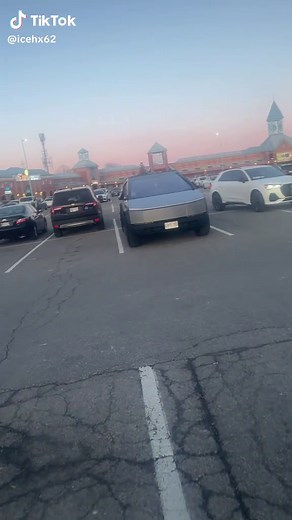 Explore the Tesla Cybertruck: Features and Updates