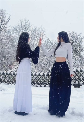 Best Friends Dance Video Featuring The G Twins