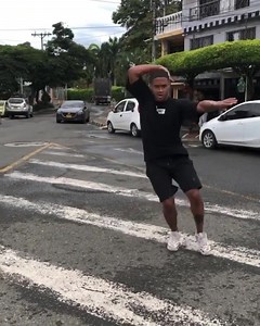 115K views · 2.6K reactions | Yo!! sabrosura desde Colombia 朗 @diago.camilo  #salsa #Cali #colombia #footwork #sabor Music: @lamaxima79 | I Love This Dance | Facebook