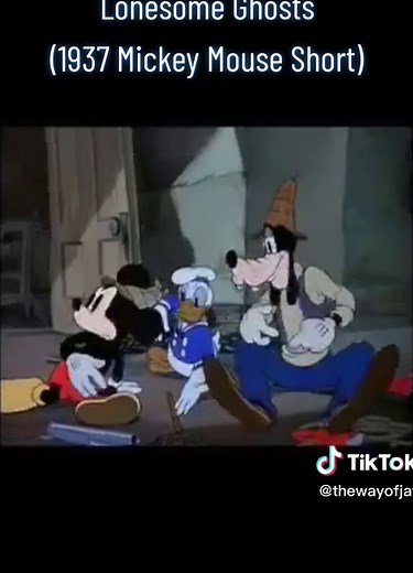 #fyp #mickeymouse #disney #halloweencartoon #lonesomeghosts #mickeyshouseofvillains #1937 #oldcartoons🐸