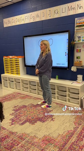 We use hand motions, vocabulary, and songs to help us get ready to solve addition facts. #kindergartenmath #kindergartensong #kindergartenaddition