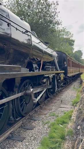 Steam Train Running in Reverse | Keighley Worth Valley Railway