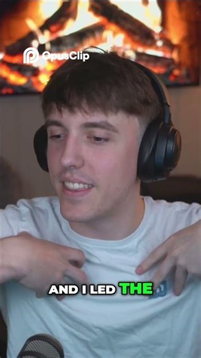 One Pro vs. 500 Hunters: Epic Leader Gameplay! #gaming #minecraft @DrDonutt