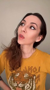 #Review Took a chance on Shag Chic… and I’m so glad I did. 🔥 This wig nails that effortless wolf cut shag without the commitment. The color? Multi-dimensional and rich — not flat or artificial-looking. Let’s talk features: 🖤 Basic cap with open wefting — breathable and lightweight 🖤 Adjustable straps for a comfy, secure fit 🖤 Natural-looking bangs that frame the face perfectly 🖤 Pre-styled choppy layers = zero effort styling It’s literally the easiest wig I’ve ever put on. It feels like not