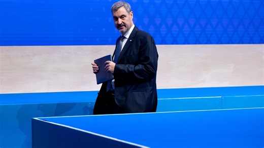 CSU-Parteitag: Ein Tritt vor Markus Söders Schienbein