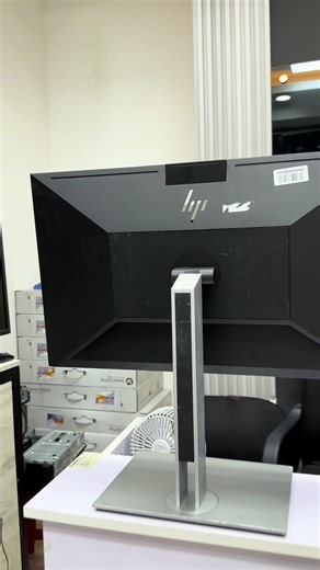 HP E27d G4: The Ultimate 27