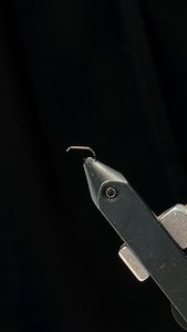 Thread midges = winter magic✨ Full YouTube video up now! https://youtu.be/lYW0od9tHNg?si=T1DwZxeZkdbbk0x- #anglerscovey #coveyguides #wintertying #flytying #midges #colorado #umpqua | Angler's Covey