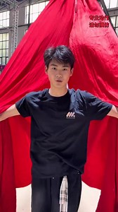 Jindou acrobatic Xiangcheng acrobatics performance