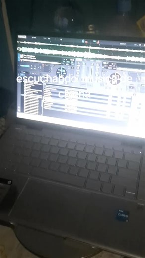 Videos de Mono-notifier (@davidparedes6225) con “sonido original - Mono-notifier”