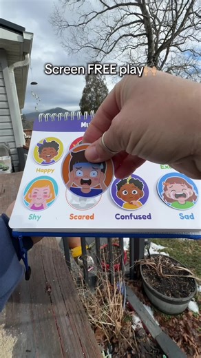 Engaging Screen-Free Play for Kids' Education