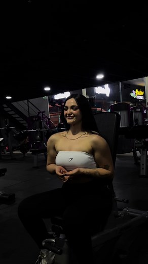 Angie (@angie.munoz_) - Gym Workout Routines for a Fit Lifestyle