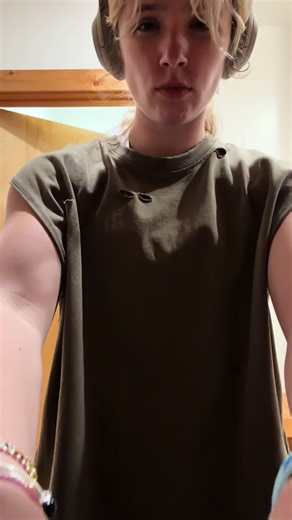 How to Develop Shoulder Striations for Defined Muscles