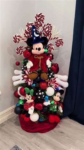 Mini Michey Mouse Tree! #mickeymouse #christmas #christmasdecor #tampa