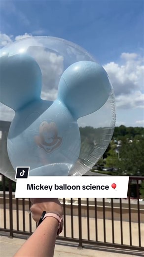 Disney Mickey balloons tips! #mickeyballoon #disneyworld #science