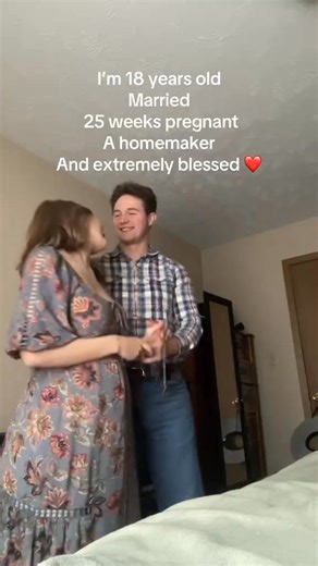 Just a girl building her own fairytale 🏠🤍 #pregnant #pregnancy #couple #baby #mother #homemaker | Motherspheres