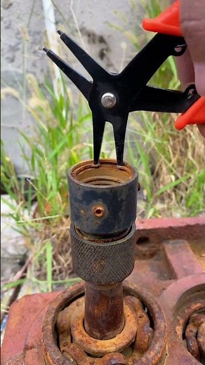 Do You Know This Tool? The Secret Weapon for Removing Snap Rings!