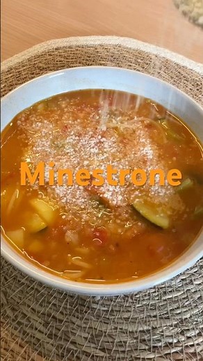Diese Minestrone schmeckt auch im Herbst #monsieurcuisine #shortsrecipe