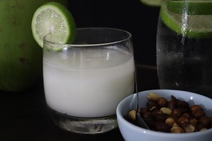 Coconut vodka drinks with condensed milk, this fusion is really amazing | G Ratio